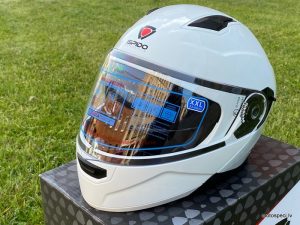 Moto ķivere ar paceļamu žokli Ispido Falcon, balta L Moto ķivere ar paceļamu žokli Ispido Falcon, balta L
