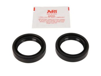 Priekšējās dakšas blīvslēgs GILERA RCR, SMT 50-400 1999-2010 Izmēri: 36x48x11mm, tips: TC4-1