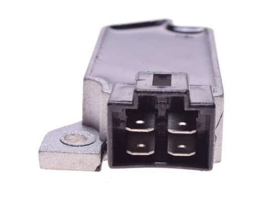 Sprieguma regulators 4 PIN OEM: 47X-81960-A2 Sprieguma regulators 4 PIN OEM: 47X-81960-A2
