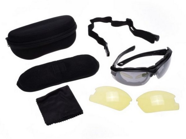 Moto saules brilles vasaras variants ar maināmam lecam Moto saules brilles vasaras variants ar maināmam lecam