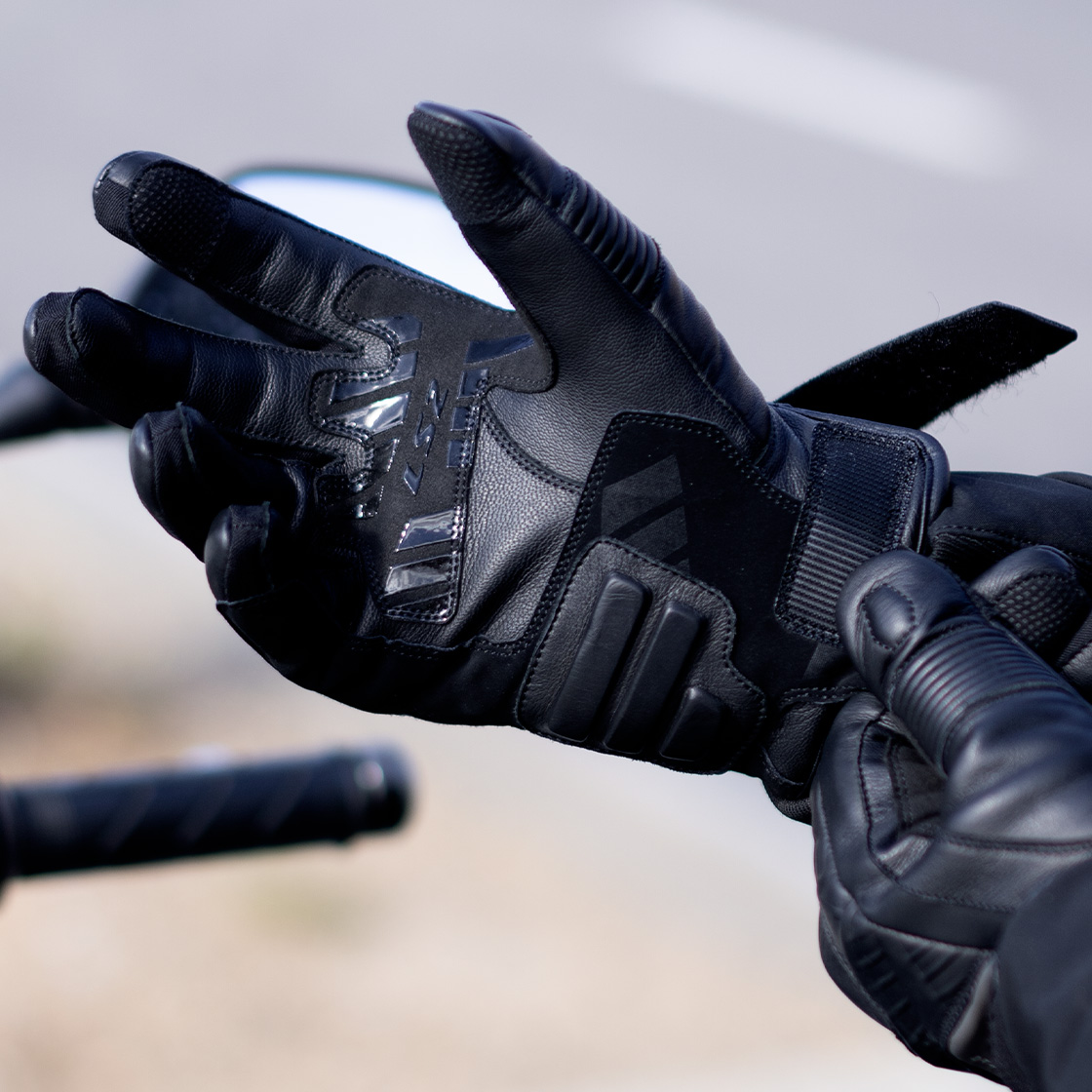 LS2 Octane vīriešu moto cimdi - melni LS2 Octane vīriešu moto cimdi - melni - Image 4