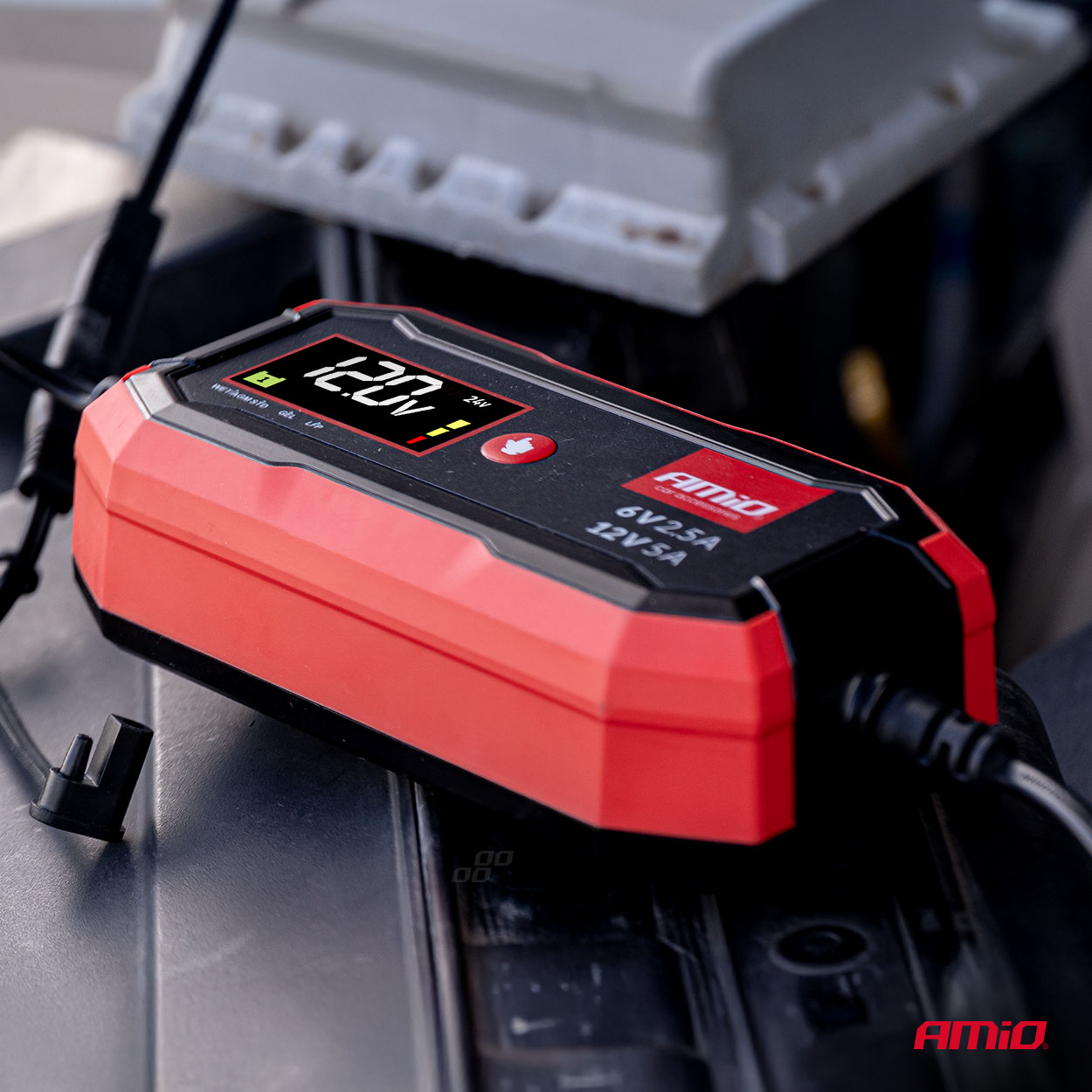 Digitālais 5A akumulatora lādētājs AGM GEL STD LiFePo4 6/12V PRO AMIO-04527 Digitālais 5A akumulatora lādētājs AGM GEL STD LiFePo4 6/12V PRO AMIO-04527 - Image 5