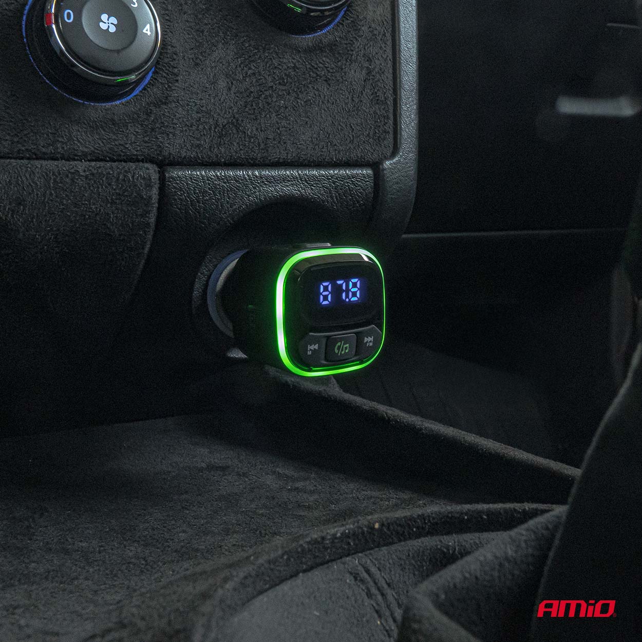 Automašīnas FM raidītājs 1×USB-A 2×USB-C 12V 24V AMIO-04651 Automašīnas FM raidītājs 1×USB-A 2×USB-C 12V 24V AMIO-04651 - Image 3