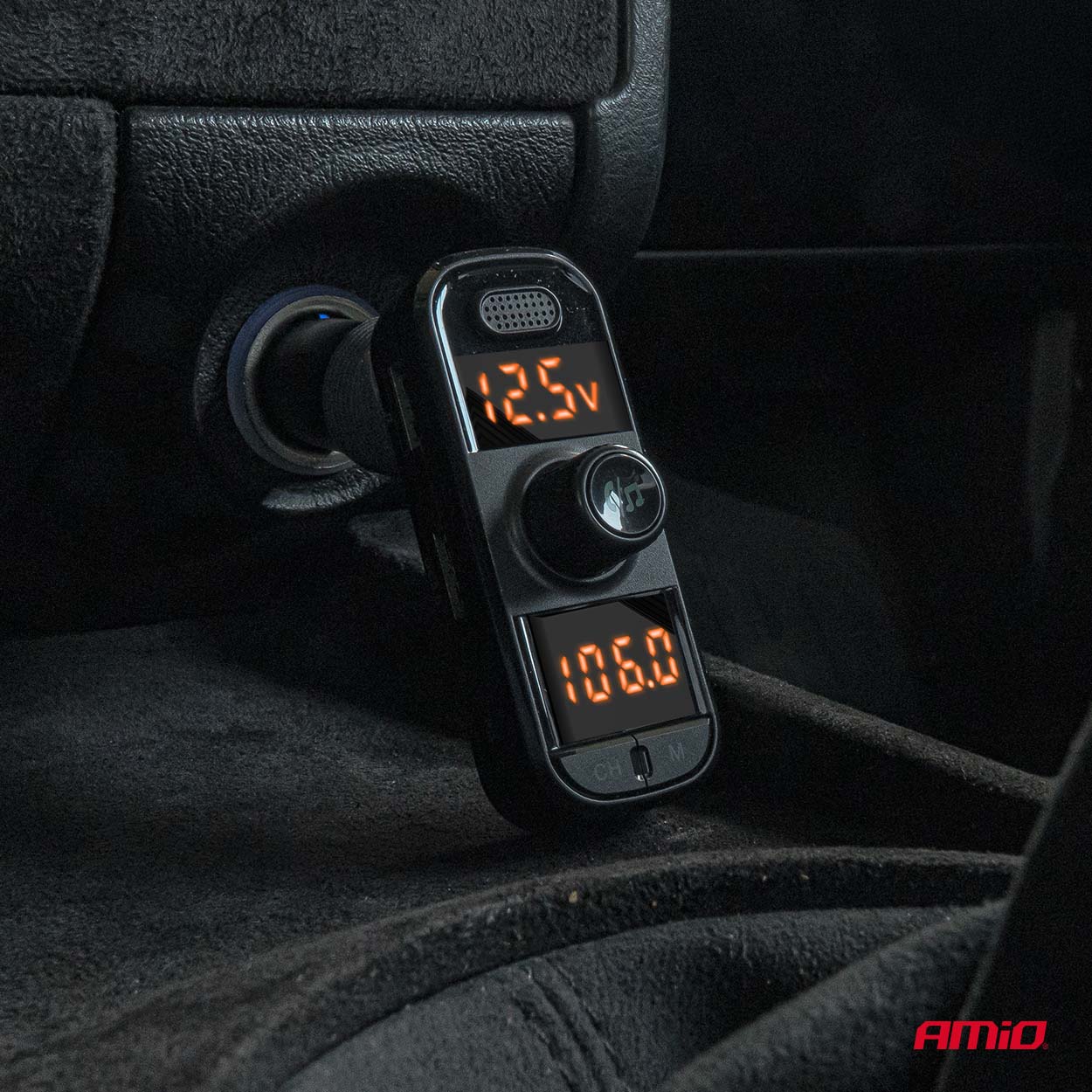 Automašīnas FM raidītājs 2×USB-A 1×USB-C microSD 12V 24V AMIO-04653 Automašīnas FM raidītājs 2×USB-A 1×USB-C microSD 12V 24V AMIO-04653 - Image 2