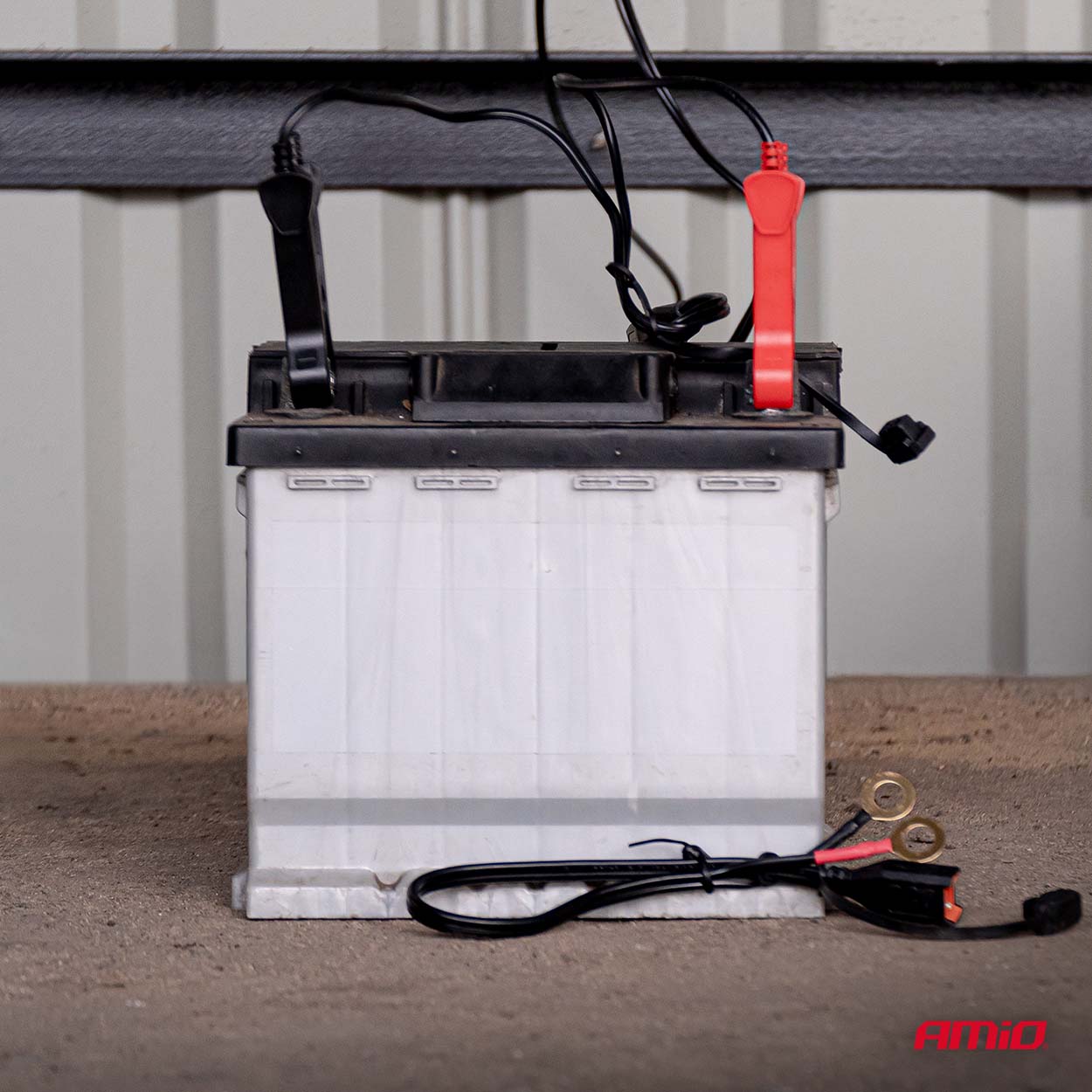 Digitālais akumulatora lādētājs AGM GEL STD LiFePo4 MAX 6A 6/12V PRO HOOK AMIO-04532 Digitālais akumulatora lādētājs AGM GEL STD LiFePo4 MAX 6A 6/12V PRO HOOK AMIO-04532 - Image 6