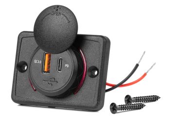 Ūdensizturīgs USB + USB-C lādētājs ar sarkanu LED gaismu AMIO-04231