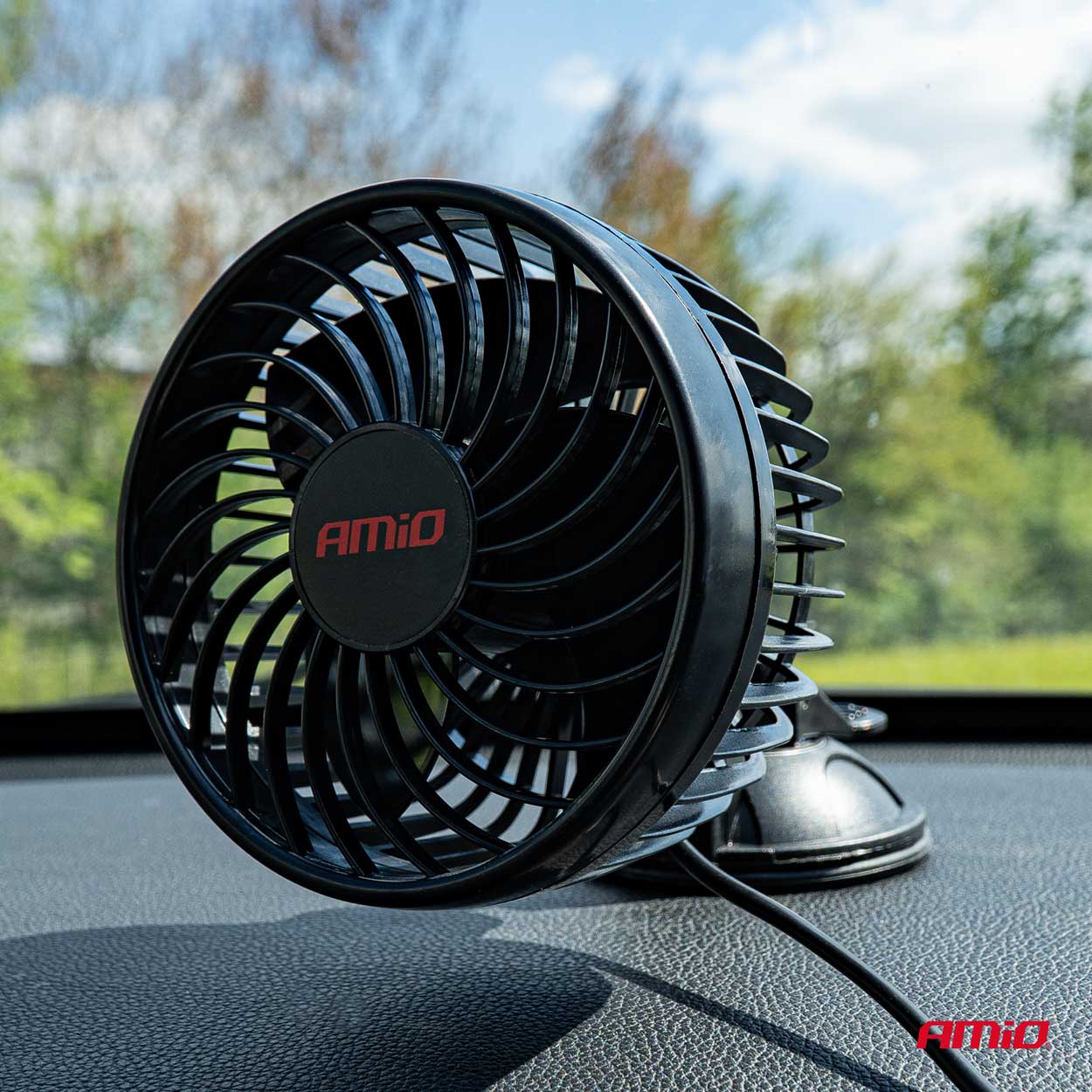 Automašīnas ventilators ar piesūcekni 6" 12V AMIO-03003 Automašīnas ventilators ar piesūcekni 6" 12V AMIO-03003 - Image 2