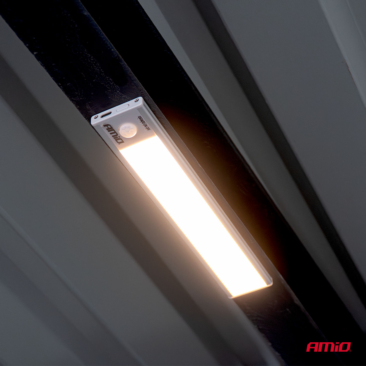 Uzlādējama magnētiskā sensora LED gaisma 1.2W 1000mAh AMIO-04893 Uzlādējama magnētiskā sensora LED gaisma 1.2W 1000mAh AMIO-04893 - Image 2