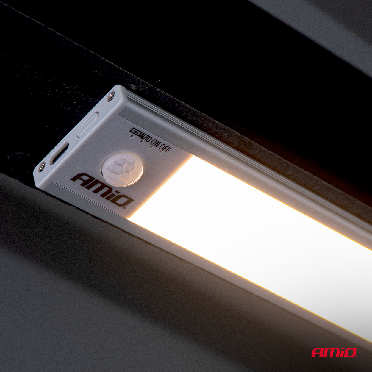 Uzlādējama magnētiskā sensora LED gaisma 2W 1500mAh AMIO-04894 Uzlādējama magnētiskā sensora LED gaisma 2W 1500mAh AMIO-04894 - Image 3