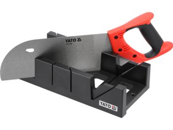 Plastmasas griešanas kaste ar 250 mm zāģi YATO YT-3150
